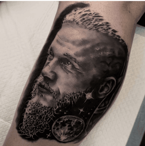 Made a start on this ragnar viking piece. Still have a ship and waves to go down the bottom and finish the hair. #tattoo #inked #tattoooftheday #blackandgrey