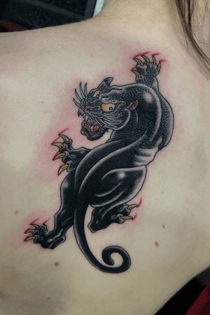 Little panther for my better half @amykinlan  #panther #panthertattoo #pantherhead #pantherheadtattoo #traditionalpanther #tradtattoos #traditionaltattoos #traditionaltattooing #ireland #irish #dublin #dublintattoo #dublintattooartist #dublintattoostudio #tallaghtink