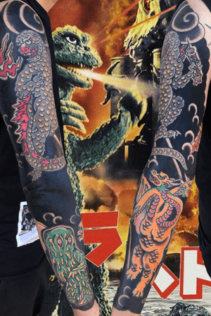 Kaiju stleeve #italianjapanesetattoo #top_class_tattooing #japanart #topttattooing #topclasstattoing #bright_and_bold #americanatattoos #italian_traditional_tattoo #friendship #realtraditional #inked #oriemtaltattoo #tattoo #tattooes #tattooitaly #convention #tattoolife #tattoolifemagazine #inkart #tattooartistmagazine #bologna #tattoobologna #bolognatattoo #horrorvacuitattoo #tatuaggibologna #inkdometattoos #japanesetattoo 