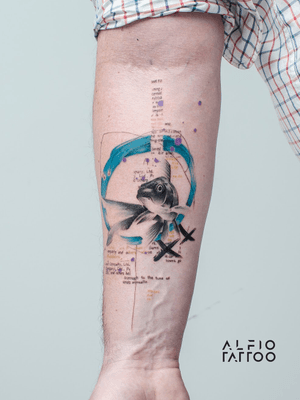 Tattoo by Alfio. Buenos Aires - Argentina / alfiotattoo@gmail.com / #fishtattoo  #pez   #fish   #fineline  #art #tattoodesign #alfiotattoo #composition #tattoocolor #finelinetattoo #watercolor #watercolortattoo #tattoo #tattooart #tattooartist