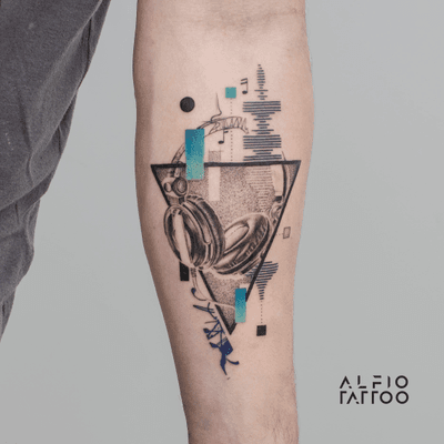 Explore the 50 Best Music Tattoo Ideas (2019) • Tattoodo