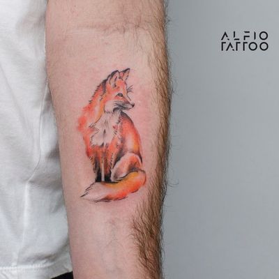 Design y tattoo by Alfio. Buenos Aires - Argentina / alfiotattoo@gmail.com / #fox #foxtattoo #zorro #fineline #art #tattoodesign #alfiotattoo #composition #tattoocolor #finelinetattoo #watercolor #watercolortattoo #tattoo #tattooart #tattooartist