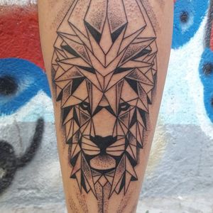 #geometrictattoo #tattooartist Vida Loca Tattoo's Tattoo de Barrio