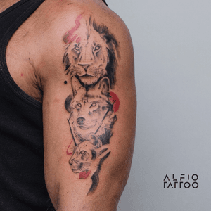 Design y tattoo by Alfio. Buenos Aires - Argentina / alfiotattoo@gmail.com / #lion #wolf #cougar #art #tattoodesign #alfiotattoo #composition #tattoocolor #abstract #tattoo #tattooart #tattooartist