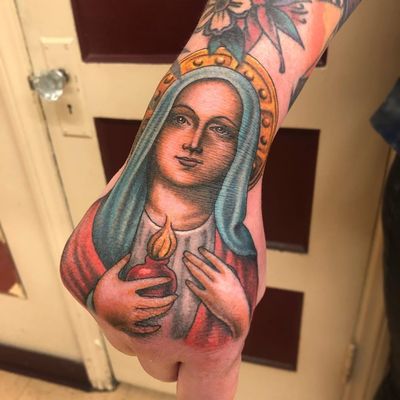 Virgin Mary tattoo by Tim Hendricks #TimHendricks #Chicanotattoos #chicanotattoo #chicanx #chicano #chicana #CincodeMayo #Mexican #Mexico #tattooinspiration #besttattoos
