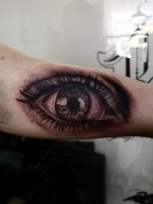 °The Eye°...#eye #eyetattoo #tattoo #tattoos #realistic #realistictattoos #blackandgreytattoo #tatuajes #tatuaje #tattooist #tattooer #tattooartist #ink #inked #tattooideas #españa #spain stenerife #barcelona #madrid 