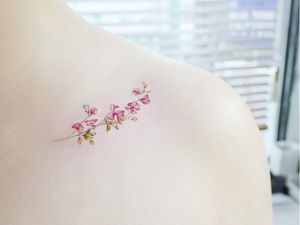 Birth month flower tattoo by Banul #Banul #sweetpea #birthmonthflowertattoos #birthmonthflowers #flowertattoo #flowers #florals #petals #blooms #leaves #nature #plant #birthmonth