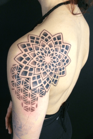 Mandala and flower of life done at Rainfire tattoo, Vancouver BC #mandala #dotwork #dotworkers #dotworktattoo #sacredgeometry #floweroflife #blackwork #geometry #geometric #maryjane #maryjanetattoo 