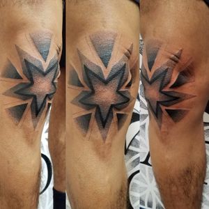 Knee star dotwork tattoo #knee #star #dotwork #dotworktattoo #geometric #geometry #maryjane #maryjanetattoo #tatuering #tatueringstockholm #studioseventattoo 