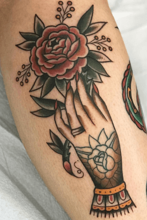 Hand & Flower 