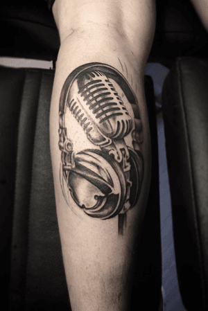 Tattoo by GrizzlyTattoo