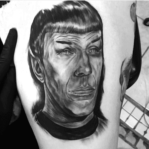 For someone so cold and logical Spock was warm & loving 🖤🖖🏽 glad I got to do this portait of this majestic beast 🖖🏽••••#game #gamer #games #videogames # gamergirl #gta5 #gta #greenwoman #playstation #xbox #logic #youtube #dope #meme #cosplay #spock #ironbloodtattoos #startrek #nerd #geek # nintendo