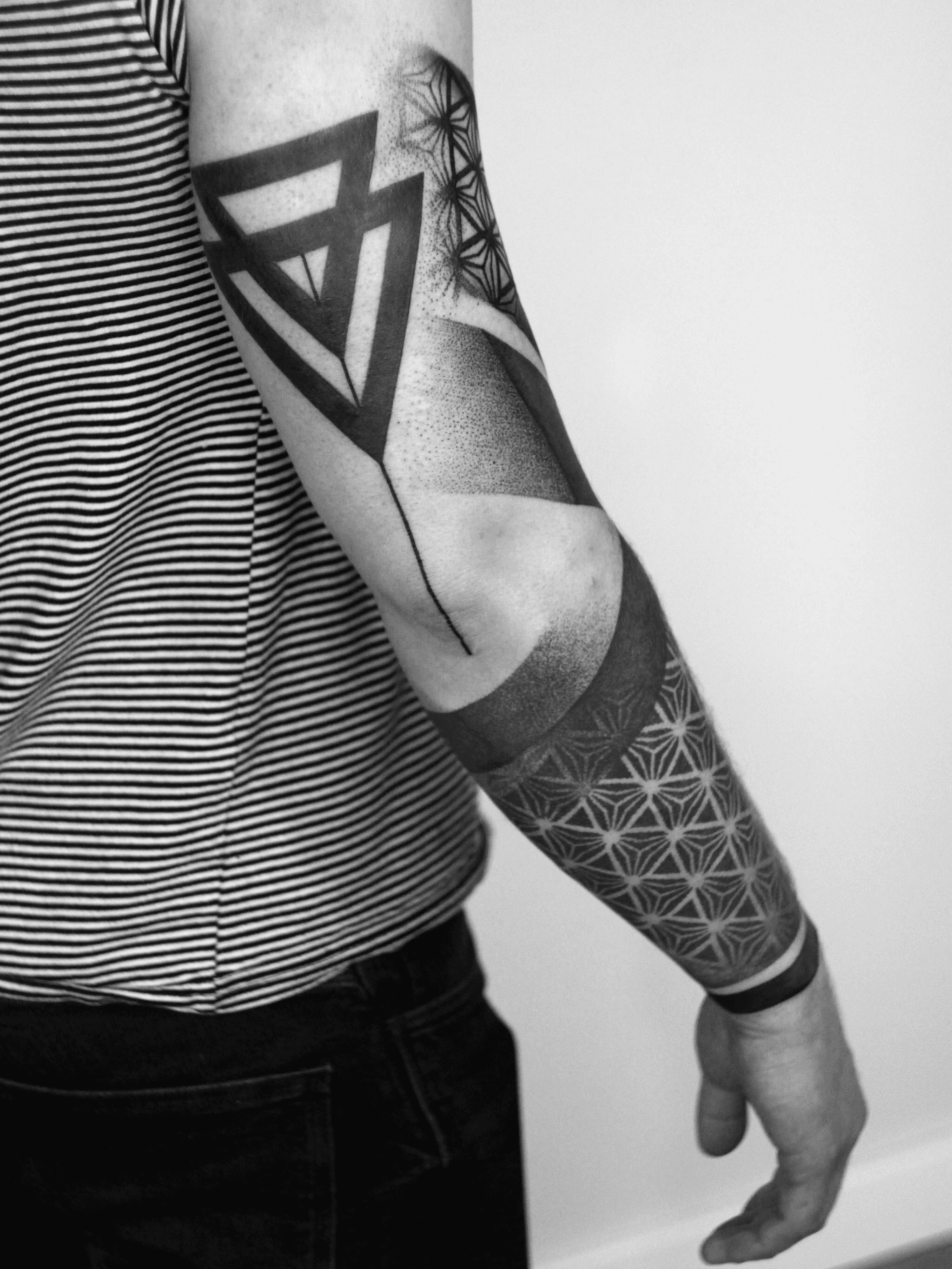 BRANDON CRONE  Blackwork tattoo Sacred geometry tattoo Geometric tattoos  men