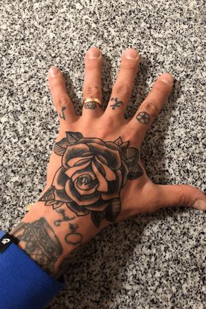 Hand rose tattoo #rose #footbal #music #diamond