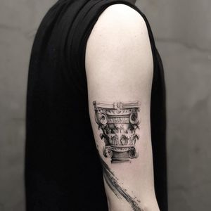 Fine line tattoo by Alessandro aka The Hanged #TheHanged #AlessandroJako #finelinetattoo #detailedtattoo #illustrative #illustration #linework