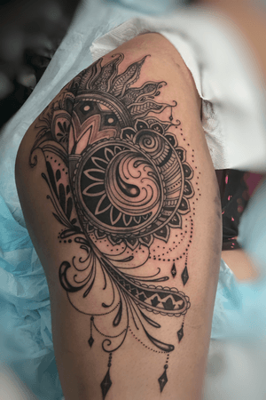 Sun and moon, sun and moon mandala, thigh tattoo, booty tattoo, fineline, henna, mandala, ornamental tattoo, ornate