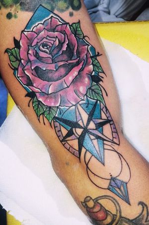 #fulcolor #Tattoo's #freeTattoo #inspiracióntattoo #tattooRosas #tattooPayande 