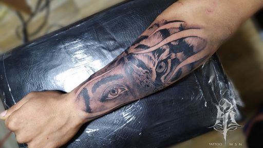 Flash tattoo