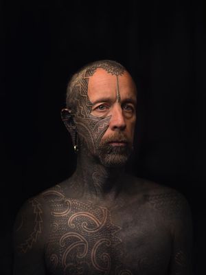Andreas 'Curly' Moore - Portrait photography by Mark Leaver #MarkLeaver #photography #photographer #tattoophotography #tattoos #tattoomodel #tattooportrait #bodymodification #bodymod #bodyart #heavilytattooed #fineart #tattooart