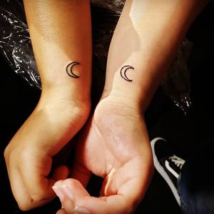 Some matching moon tattoos from the other day🌙✒ Hmu on here for appointment or on IG @jrobles909