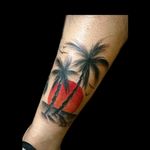 Uno peqeñin de recien.. #tattoo #inked #ink #beach #atardecer #playa #palmeras #sol #color #black #luchotattoo #luchotattooer 
