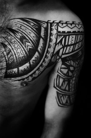 Tatuaje Polineziene #tatuajehombe#tatuake#tatuajes#tatuajepolineziene#polineziene#polinezienetatuaje#tatuajesbarcelona#