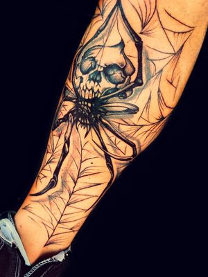 Tatuaje araña#tatuaje#tatuajearaña#arana#arañatatuaje#tatuajebarcelona#tattoospider#spider#spidertattoo#spider#tattoos#tattoobarcelona