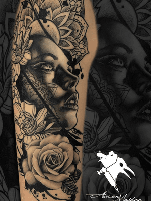 Tatuaje realizado por nuestro artista de @aaronmaidentattoo  en Model Ink.  #valladolid #blackandgrey #design #tattooartist  #tattoo #tattooed  #tattooart  #mandala #mandalatattoo #face #Tattoodo #realism #realistic #realistictattoo #inked #ink 