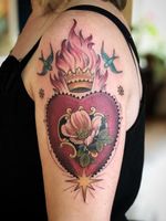 Female tattoo artist spotlight. Cool tattoo by Alice Kendall #AliceKendall #femaletattooartists #tattoodoapp #ladytattooartist #femaletattooist #ladytattooist #cooltattoos #awesometattoos #besttattoos