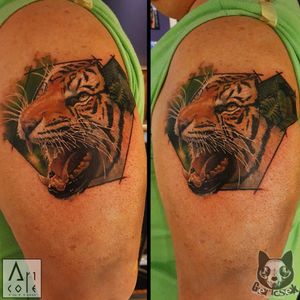 #tiger #cat #wild #jungle #animal #kitty #colortattoo #color #colorfull #realistic #realism #watercolor #abstract #bigcat #detailed #art #gericsek #budapest #hungary #switzerland #basel #wildlife #nature #tattoo #tattooed #tattooing
