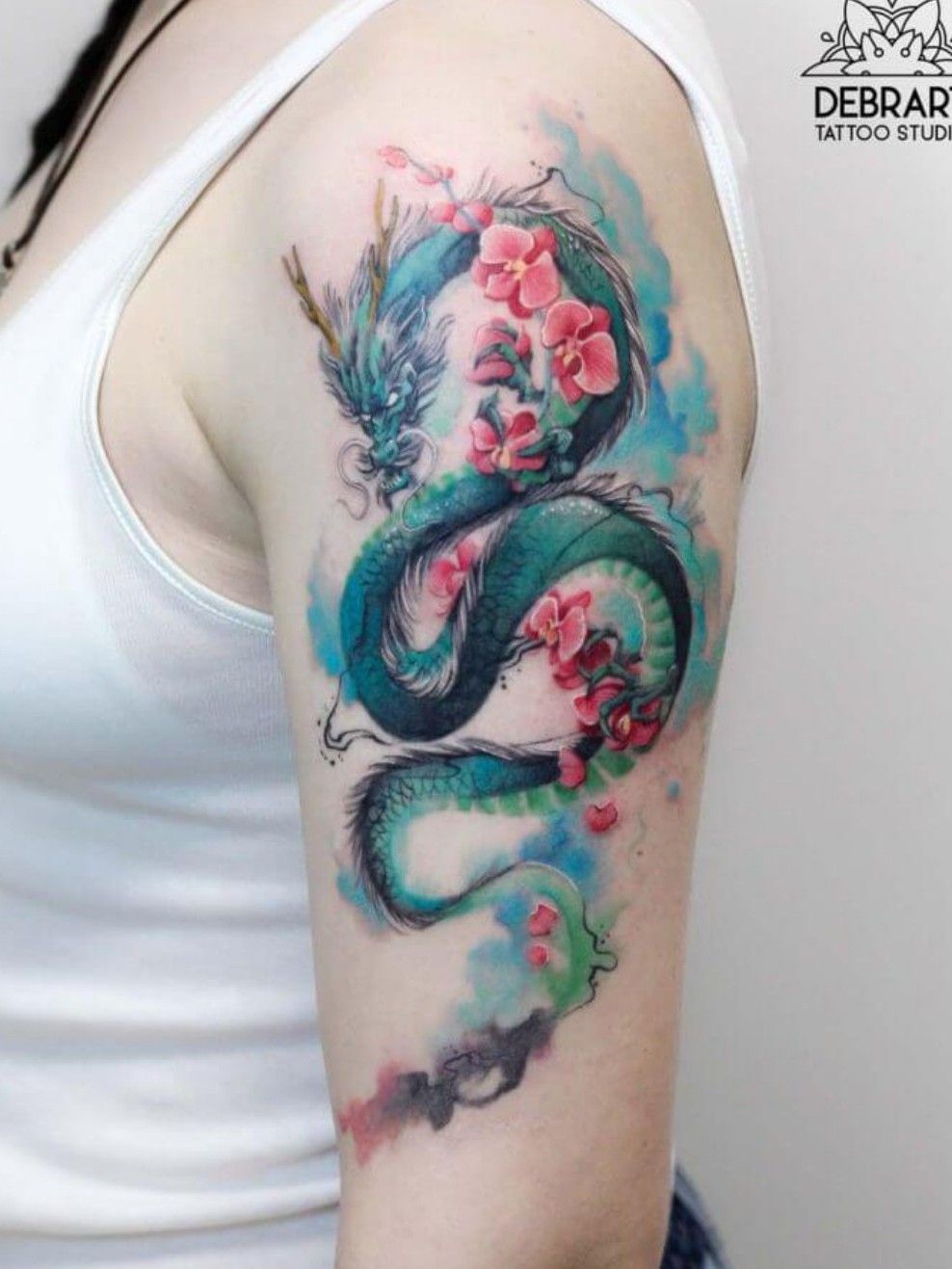 Update more than 80 women's feminine dragon tattoo super hot - thtantai2