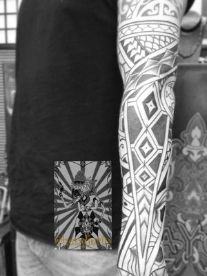 The Last sessions of Customs Freehand Neo Polynesian. This tattoo motifs are based on his own personality, life and stories, not a random motifs in. Each Neo Polynesian design I did are only wear by 1 person. Follow me for more work like this. #tattooist #tattoo #tattoodesign #tattooartist #tattooart #berlintattoo #berlintattooist #berlintattooartist #indonesiantattooartist #polynesiantattoo #maoritattoo #neopolynesiantattoo #cleanlinestattoo #blackworktattoo #lineworktattoo #meaningfulltattoo #freehandtattoo #tattoer #tattoolovers #customstattoo #tatau #berlin #inked #hendjerin #fullsleevetattoo #tribetattoo #berlinfinest #tribaltattoo #blackwork
