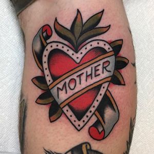 Mom tattoo by David Armacost #DavidArmacost #momtattoo #momtattoos #mom #mother #mum #mommy #happymothersday #mothersday #love #family #heart #banner