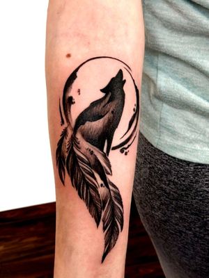 Wolf Tattoo #wolf  #Black #feathers #ink 