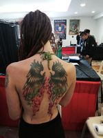 Alas espalda tatuaje realizado en Colombia 