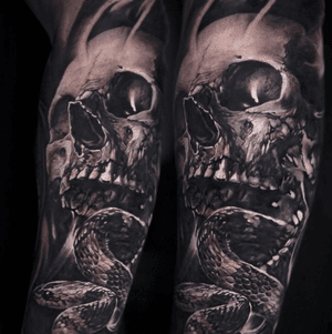 Nothing makes a more classic pair than a ssskull and a sssnake! 💀🐍 Tattooed by Edgar - @edgarivanov!