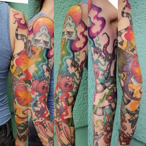 Comic Sleeve finished.. Happy happy colorful..#tmikollektiv #uschi3000 #comic #comictattoo #sketch #sketchtattoo #skottieyoung #barbucci #chrisryniak #canepa #barbaracanepa #monsterallergy #ihatefairyland #fuckfairyland #sleeve #comicSleeve done with #eternalink #worldfamousink #kwadron #tattoosafesupply #magicmoonneedles #rainbow #rainbowtattoo #freehand #nofilter 
