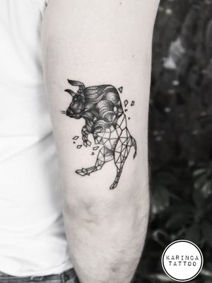 Raging Bull 🐂 Instagram: @karincatattoo #karincatattoo #black #bull #geometric #tattoos #tattoodesign #tattooartist #tattooer #tattoostudio #tattoolove #tattoo #arm #dövme #dövmeci #istanbul #turkey #moda #studio