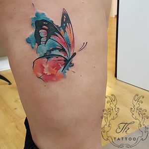 Tatuaj watercolor fluture/watercolor butterfly tattoo#thtattoo #tattoooftheday #watercolortattoos #tattoos #inked #tatuaje #tatuajewatercolor #tatuajebucuresti #tattoobucharest #butterfly #salontatuajebucuresti #bucuresti #bucharestwww.tatuajbucuresti.ro