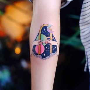 Bold tattoo of Jury Pastel #JuryPastel #cooltattoos #cooltattoo #besttattoos #unique #special #surreal #strange #awesome #cool #galaxy #planets #saturn #moon #stars #lady