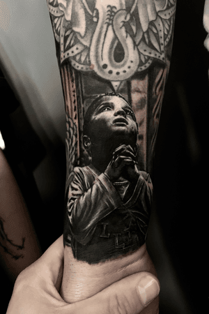 Realistic Tattoo Black’n Grey Child ! #Tattoodo