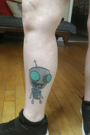 #tattoos #tattoo #gir #invaderzim #cartoontattoo #cartoons #nostalgia #robot #grey #gray #blue #fusionink #tv #nickelodeon #nicktoons #newhampshire #nhtattoo #greenlandnh #splatterpalettetattoo #legtattoo