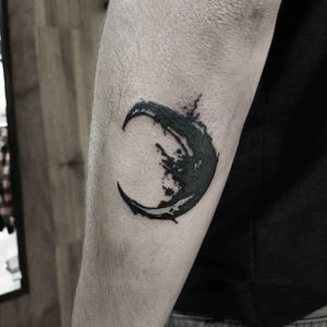 Moon tattoo, blackwork black moon, ink moon, mini tattoo, dark tattoo 