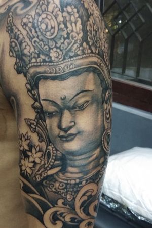 #mrshakya #tattooheritage #nepal #thamel #kathmandu #dipankarbuddha #nepalesetraditional