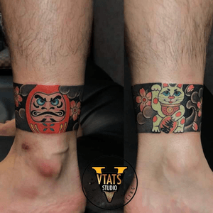 Vòng chân may mắn được thiết kế riêng cho khách hàng ...  ————- Bracelet Foot Free Hand 🥰#Goldenlionteam #sutuvangsupply #radiantcolorink #drumatattoo #manekineko #soulofcolor #stelcilswalow #sonen #irezumicollective #tattoohanoi #hanoitattoo #vtatsstudio #tattooing #traditionaltattoo #tattoolife  #tattooink #tattoos #vietnamtattoo- - - - - - - - - -📍  Address: 3th Floor , 12 Cho Gao St,  Hoan Kiem Dist, Ha Noi📍  Địa Chỉ: Tầng 3, 12 Chợ Gạo, Hoàn Kiếm , Hà Nội🗓 Booking : 090.381.1866📌 Instagram http://www.instagram.com/quangvu2807/📎 FB : https://www.facebook.com/artist.quangvu📧 Email : Vtats.studio@gmail.com📌https://vtatsstudiotattoopiercing.business.site/