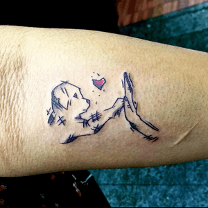 El mejor amigo 🐶 #tattoodog #tatuajeperro #tattoo #tattooanimal #blackwork #tatuaje #cutetattoo #tattoo