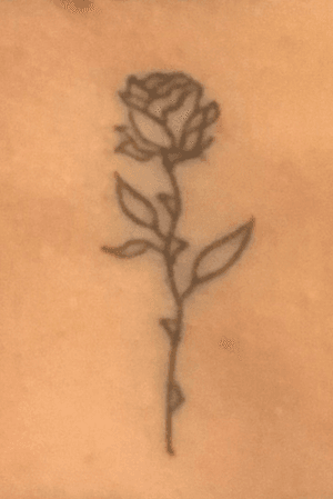 Little rose between my boobs ahah🥀 #rose #easy #simple #rosetattoo #necktattoo #chestattoo 