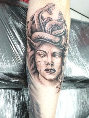#medusa#tattoodo#tattoorealistic#tattooart