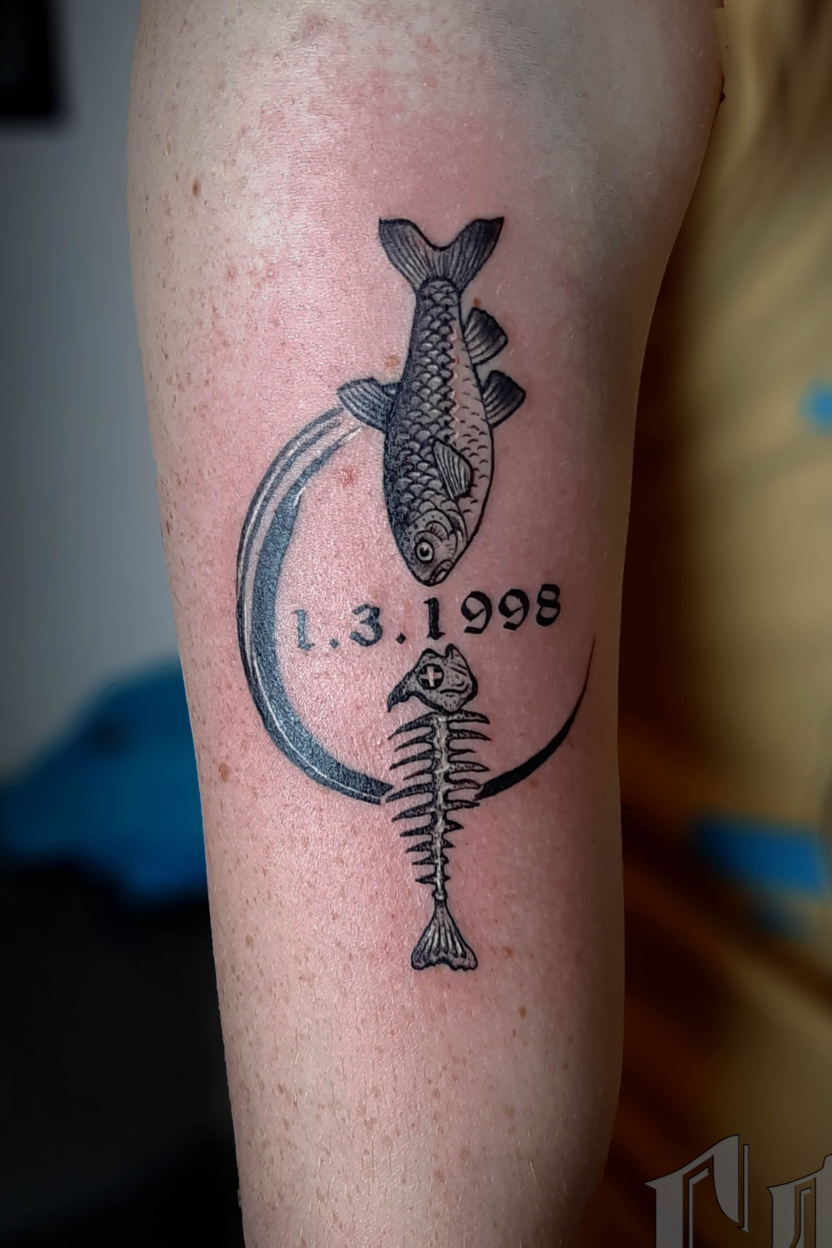 Tattoo uploaded by Pavle • Done by Gorilla Tattoo #pisces #zodiac #sign •  Tattoodo