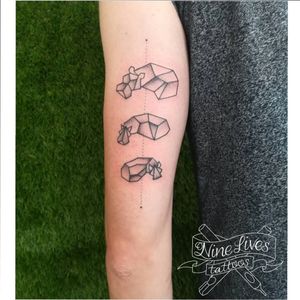 Super cute and meaningful first tattoo for this client of his grannies hippo ornaments done with dotwork shading by Tara Gypsy Apples #hippo #geometrictattoo #origamitattoo #geometric 